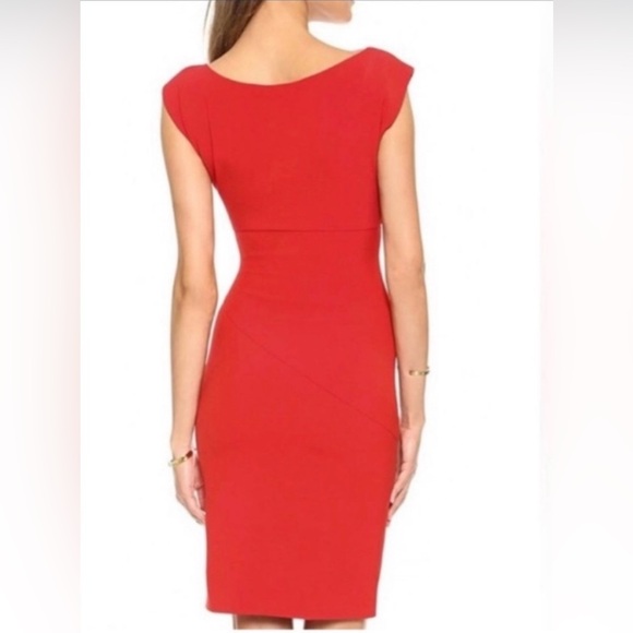 Diane Von Furstenberg Mini Cap Sleeves Ruched Sheath Dress in Red Poppy. - Picture 3 of 7